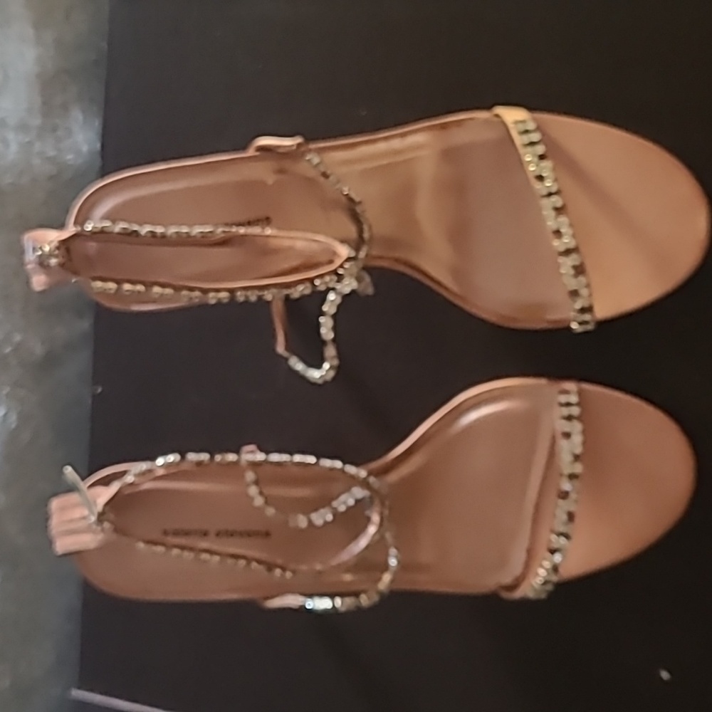 Womens shoes